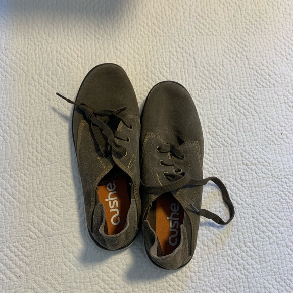 Cushe men’s sneakers - Picture 2 of 3